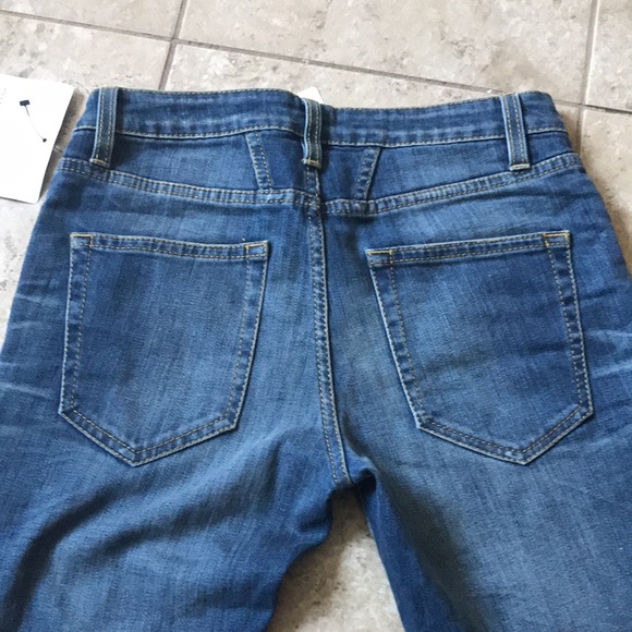 CLOSED distressed skinnies with patchwork sz 24/25 - Picture 9 of 14